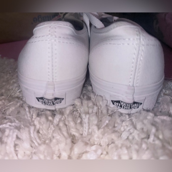 Vans Classic White Canvas Shoes - Picture 6 of 6